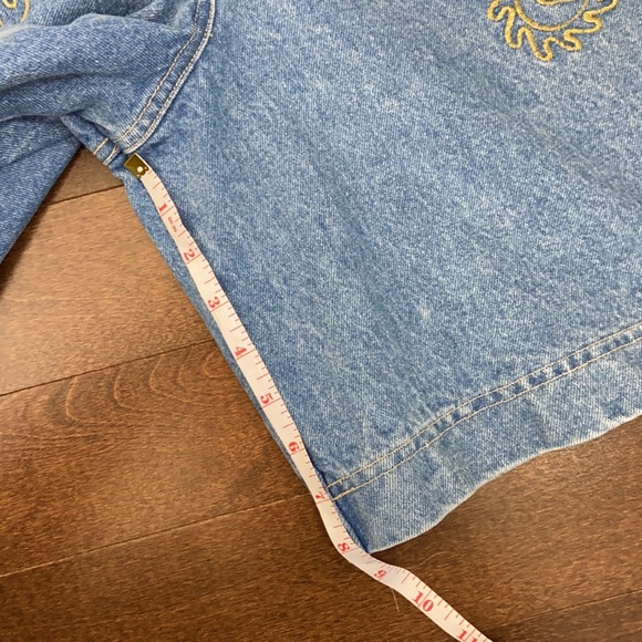 Fun Vintage High Waisted Denim Shorts with Gold Embroidered Details - Picture 8 of 9